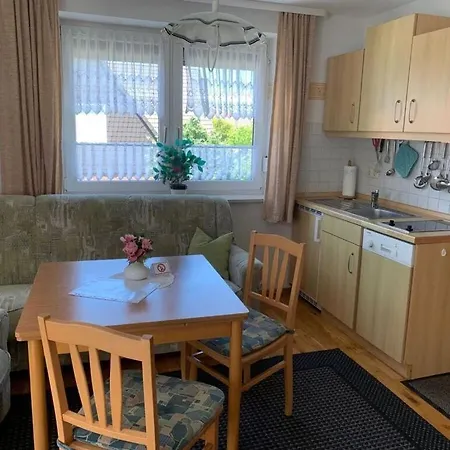 度假居 Inviting Near *